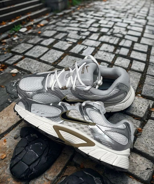 Nike V5 RNR 白銀 (HJ5228-102)