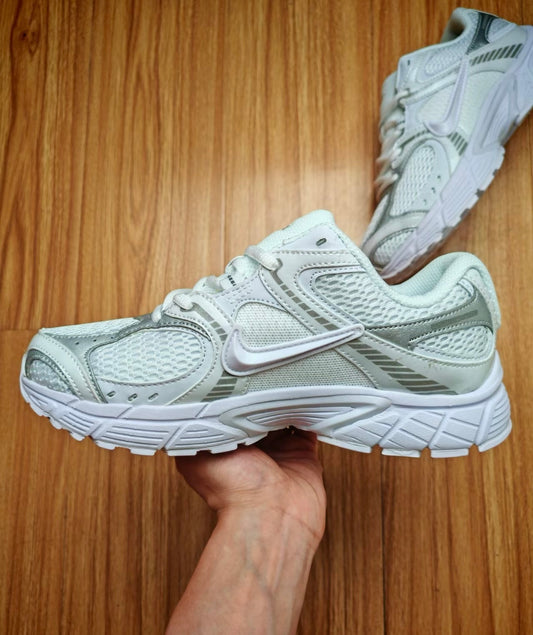 Nike V5 RNR 黑色 (W) (HQ7901-101)