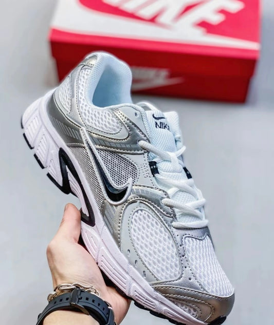 Nike V5 RNR 白銀 (HJ5228-104)