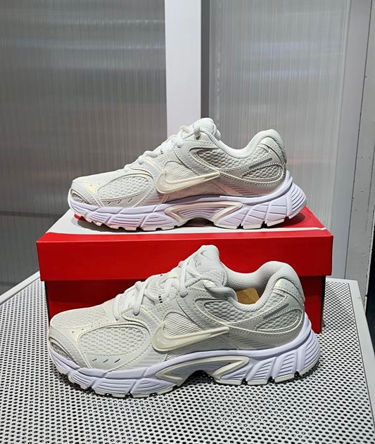 Nike V5 RNR 米白 (IH6355-047)