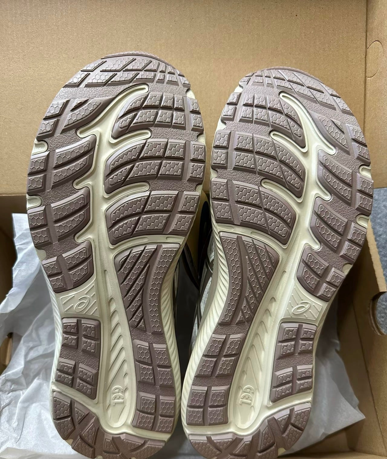 Asics Gel-Contend 7 白色 (1011B730-100)