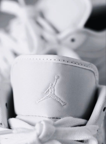Nike Air Jordan Low Quilted Triple White (DB6480-100)