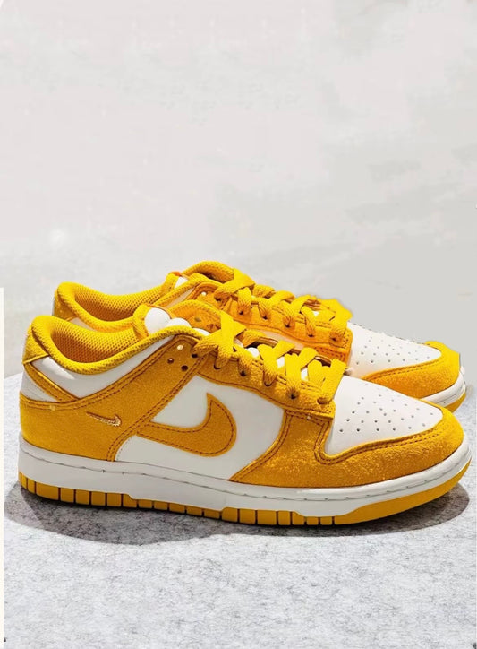 Nike Dunk Low 芒果黃 (IB4417-101)