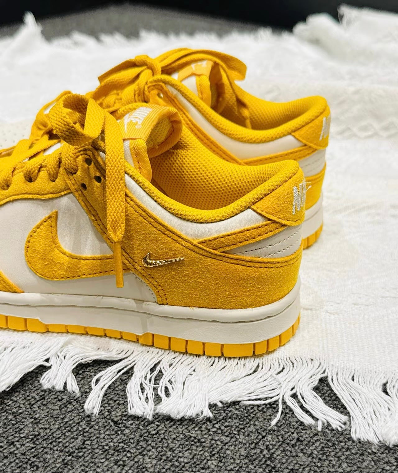 Nike Dunk Low 芒果黃 (IB4417-101)