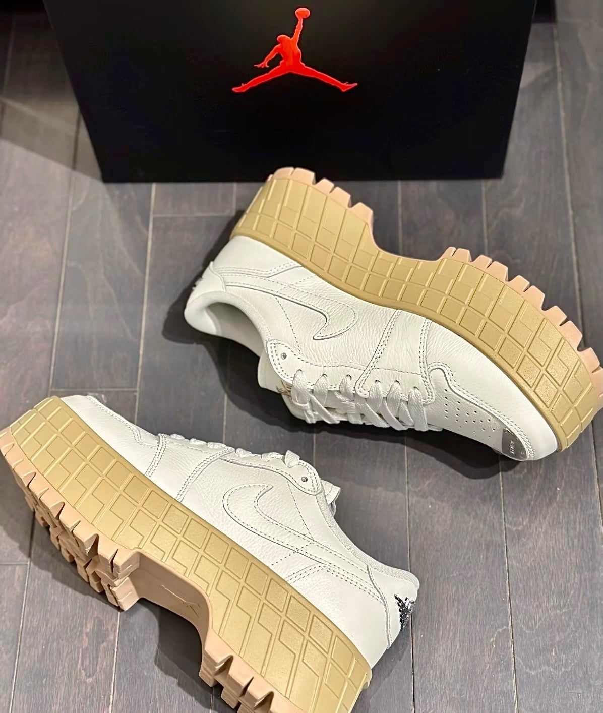 Nike Air Jordan 1 Brooklyn 米白生膠 (HF3184-101)