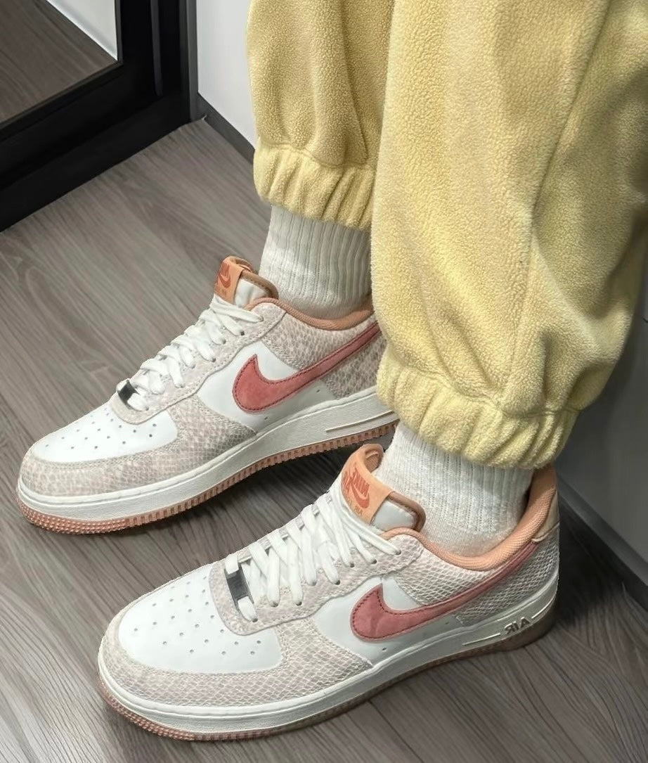 Nike Air Force 1 “Snakeskin” 蛇紋 (HF2898-100)