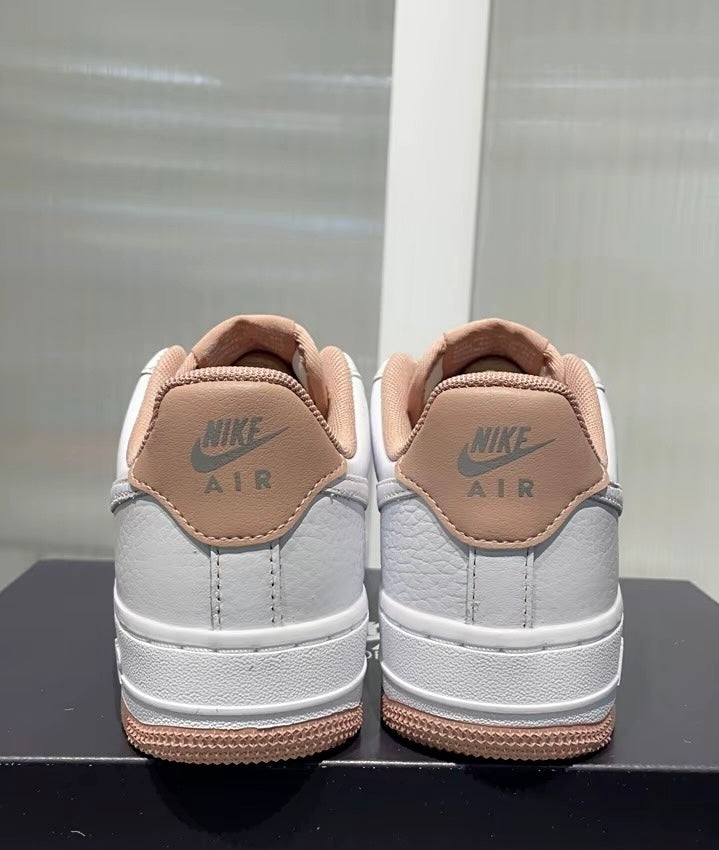 Nike Air Force 白粉 (IB6543-100)