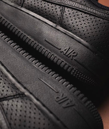 Nike Air Force ”Black Animal“ 全黑蛇紋 (HF8189-001)