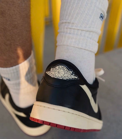 igel Sylvester x Air Jordan 1 Low (IB8958-001)
