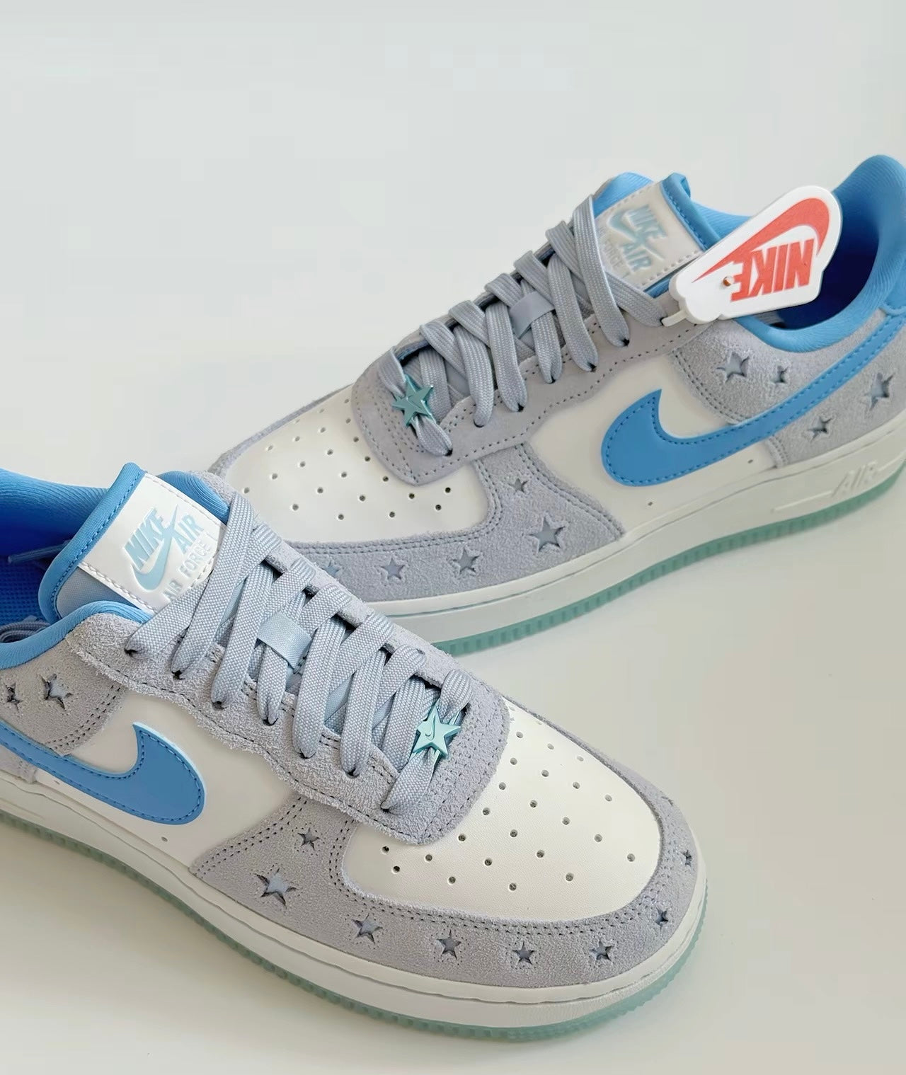 Nike Air Force Starstruck 星星 (HQ8051-400)