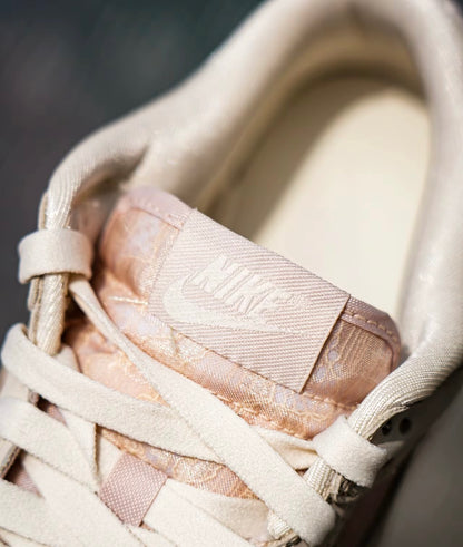 Nike Dunk Low 白粉 (HJ5870-100)