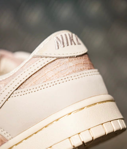 Nike Dunk Low 白粉 (HJ5870-100)