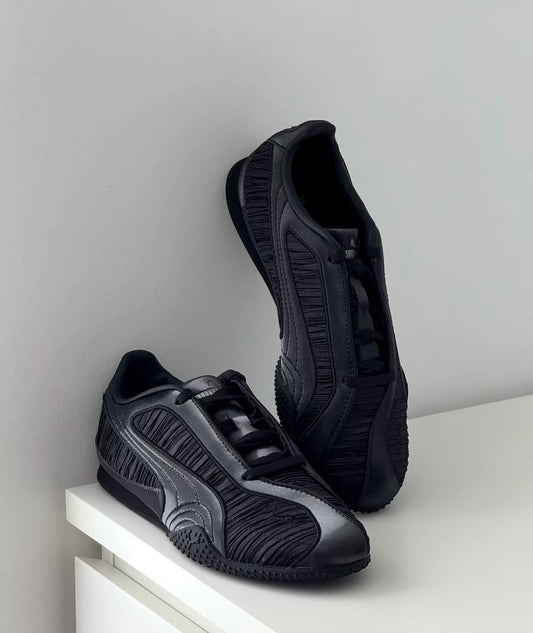 Puma Bella V2 Lustrous 黑色 (406092-02)
