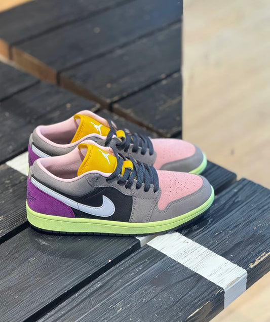Air Jordan Low Tokyo Bio Hack (HQ2010-005)