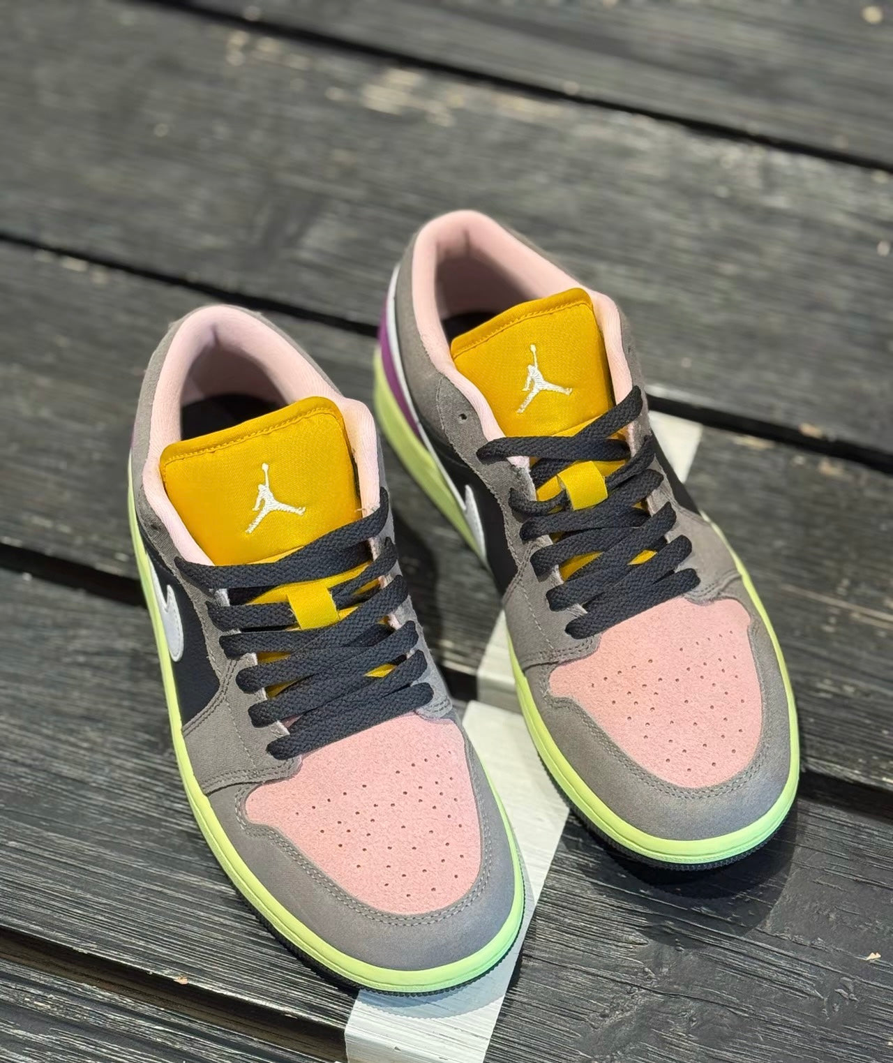 Air Jordan Low Tokyo Bio Hack (HQ2010-005)