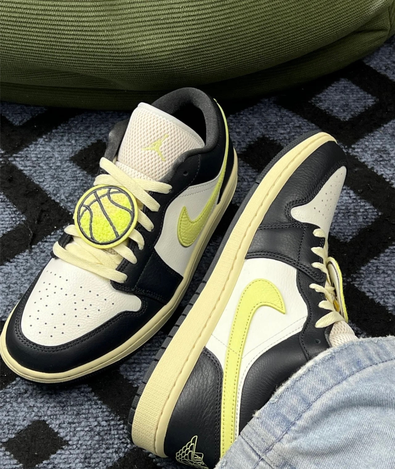 Air Jordan Low Fall League (HQ3009-003)