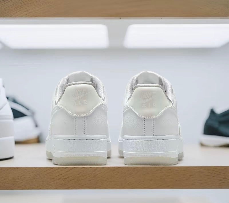 Nike Air Force 白粉 (IH3204-100)