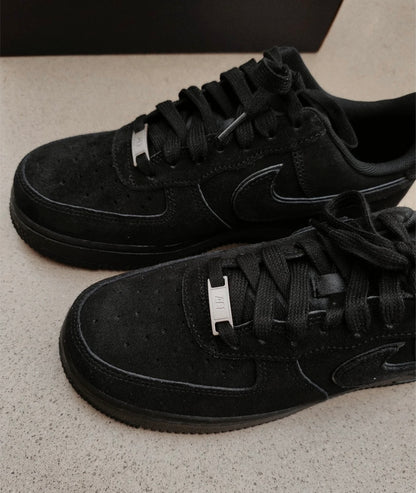 Nike Air Force 1 Low Black Cat 麂皮全黑 (HQ1966-002)