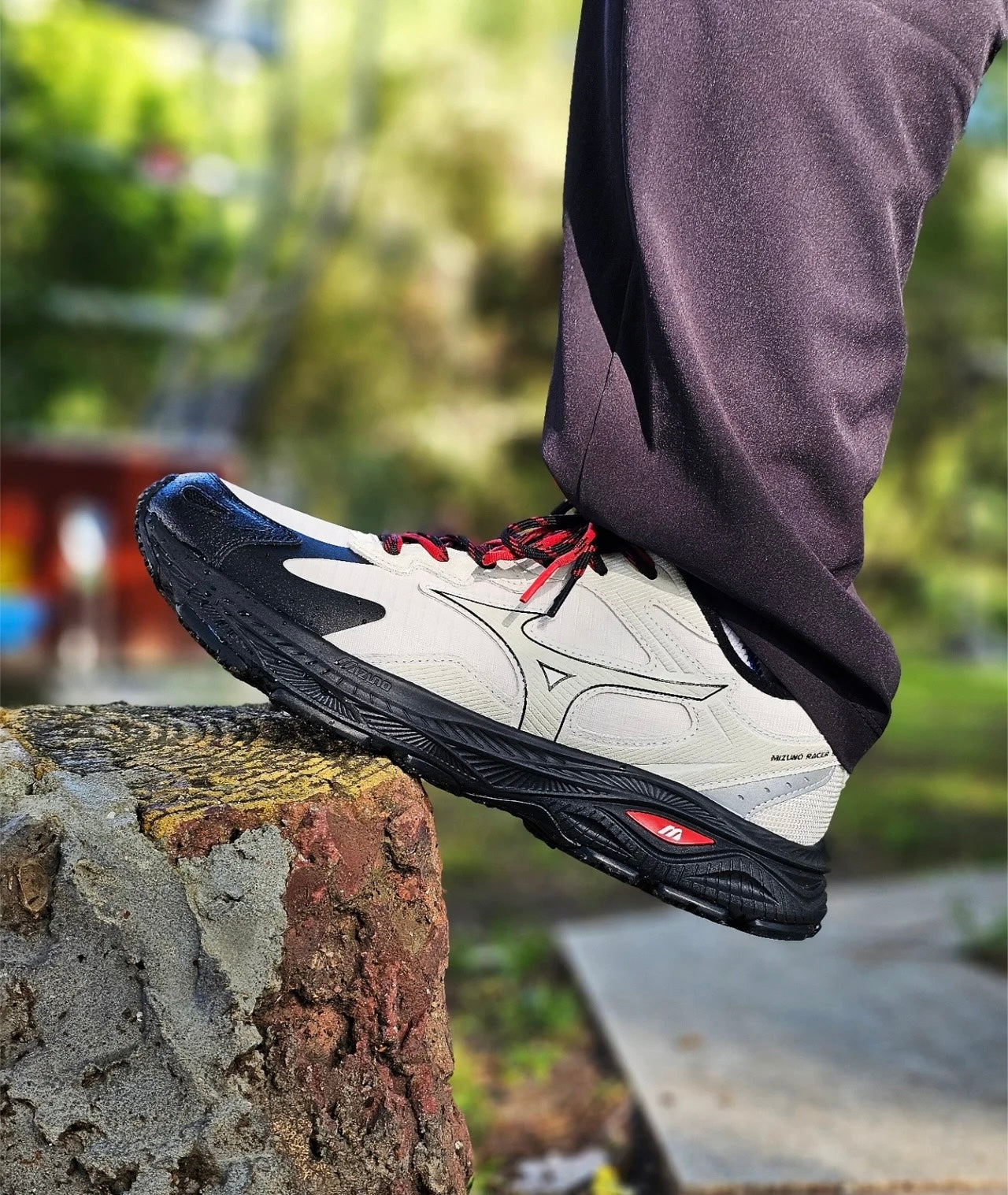 Mizuno Racer S 淺亮灰 (D1GH263503)
