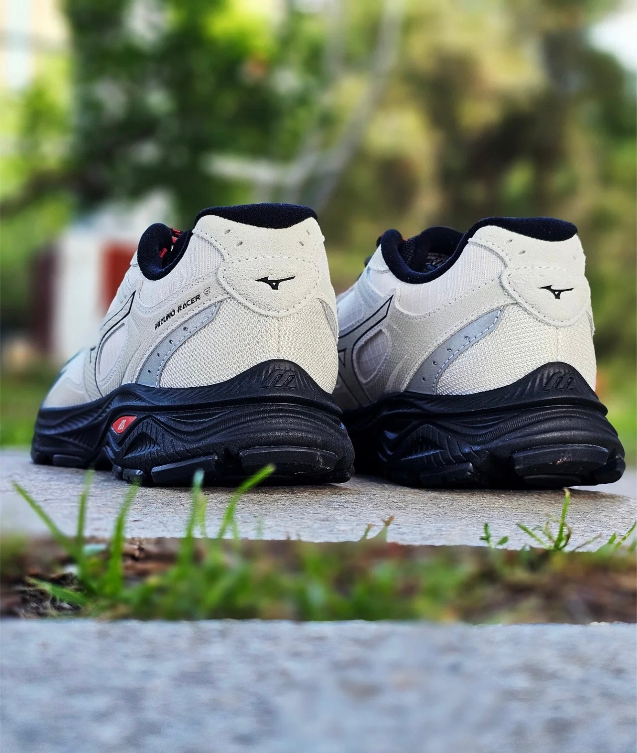 Mizuno Racer S 淺亮灰 (D1GH263503)