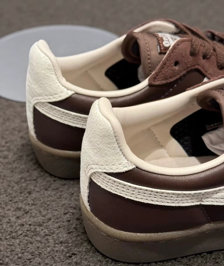 Onitsuka Tiger Tokuten 棕色 (1183B938-201)