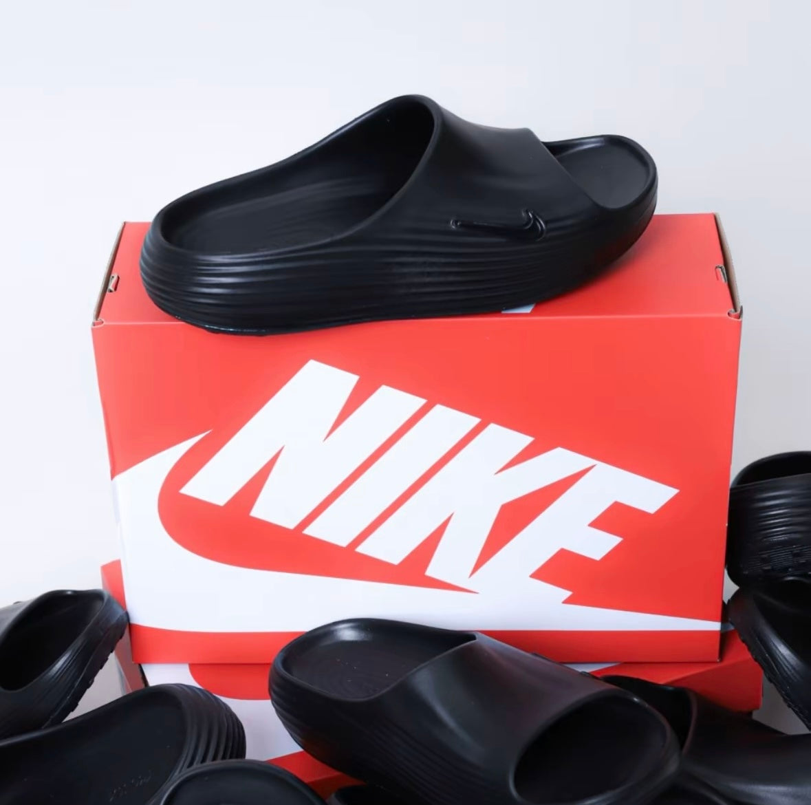 Nike ReactX Rejuven8 Slide Black (HV4479-001)