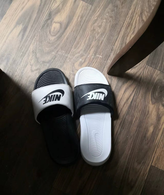 Nike Victori One Slide Mix 黑白 (DD0234-100)