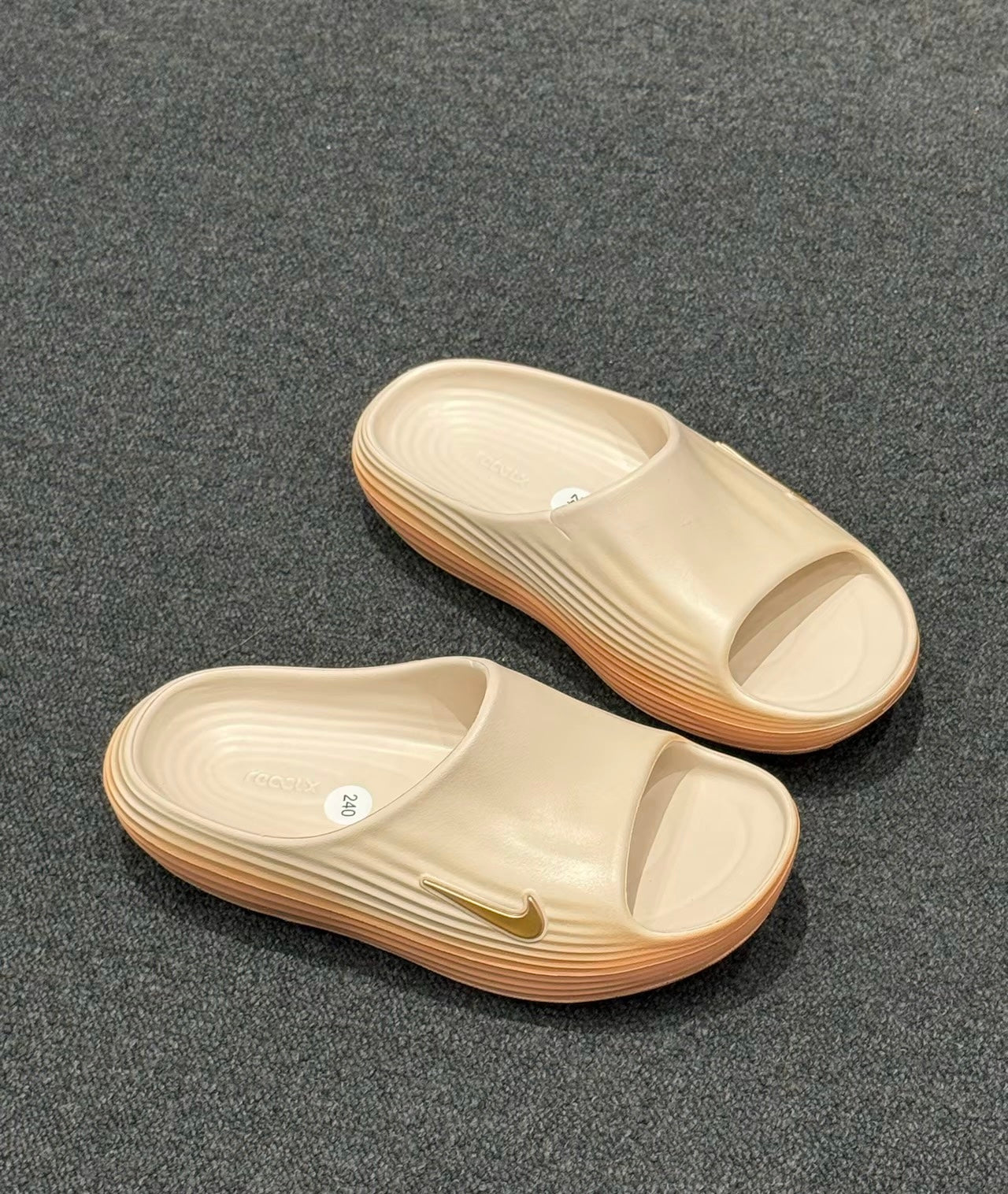 Nike ReactX Rejuven8 Slide 淡粉 (HV4484-800)