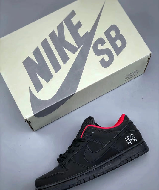 Nike Dunk Low Pro QS Supreme 黑色 (HQ8487-001)