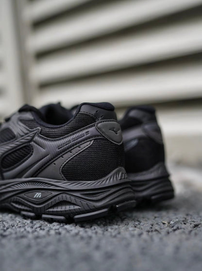 Mizuno Racer S 黑色 (D1GH223501)