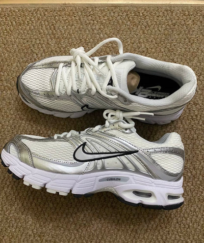 Nike Air Max Moto 2K 白色 (HQ2056-103)