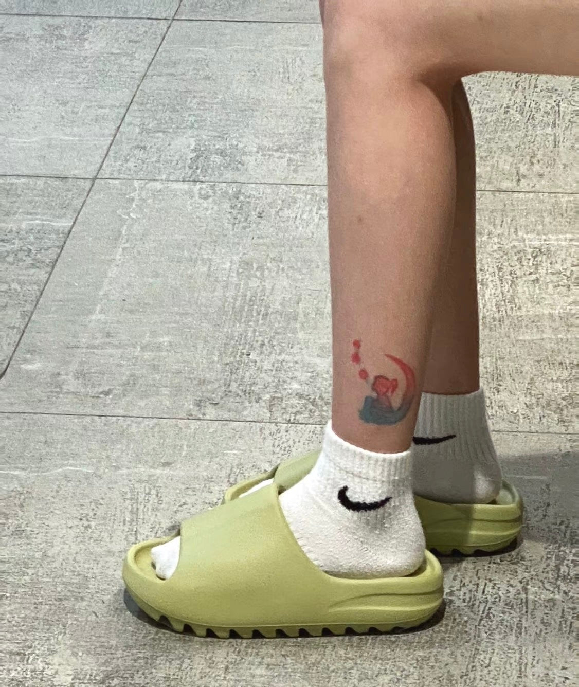 Adidas Originals Yeezy Slide Resin 綠色 (FZ5904)