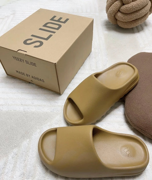Adidas Originals Yeezy Slide 軍褐 (GW1931)