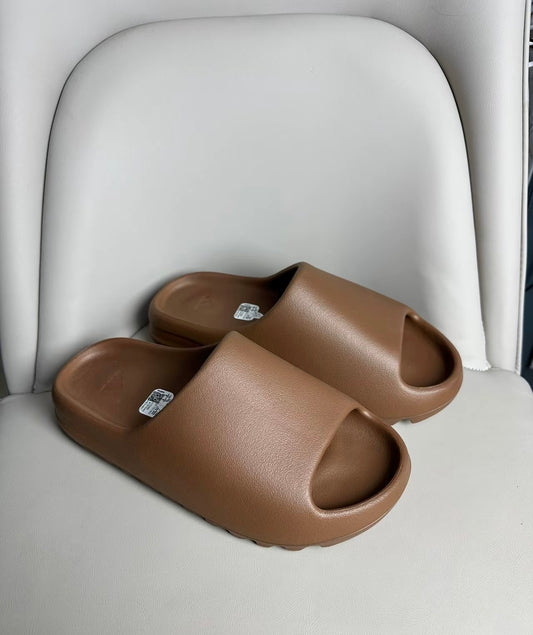 Adidas Originals Yeezy Slide 深棕 (FZ5896)