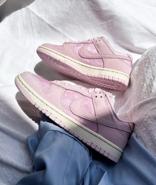 [粉色系秒殺] Nike Dunk Low Lace Pack (HJ5870-600)