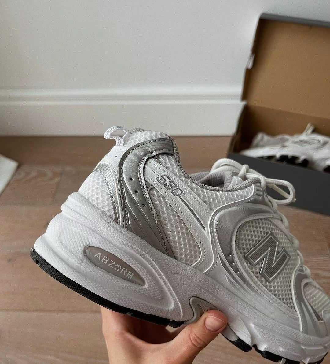 New Balance 530 銀色 (MR530EMA)