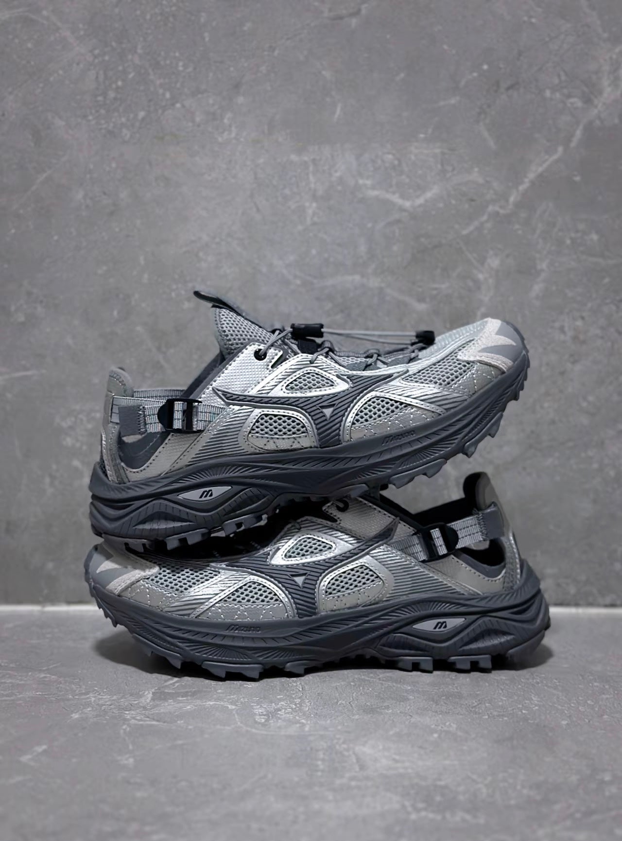 Mizuno Racer Trail SE 石岩灰 (D1GH241906)