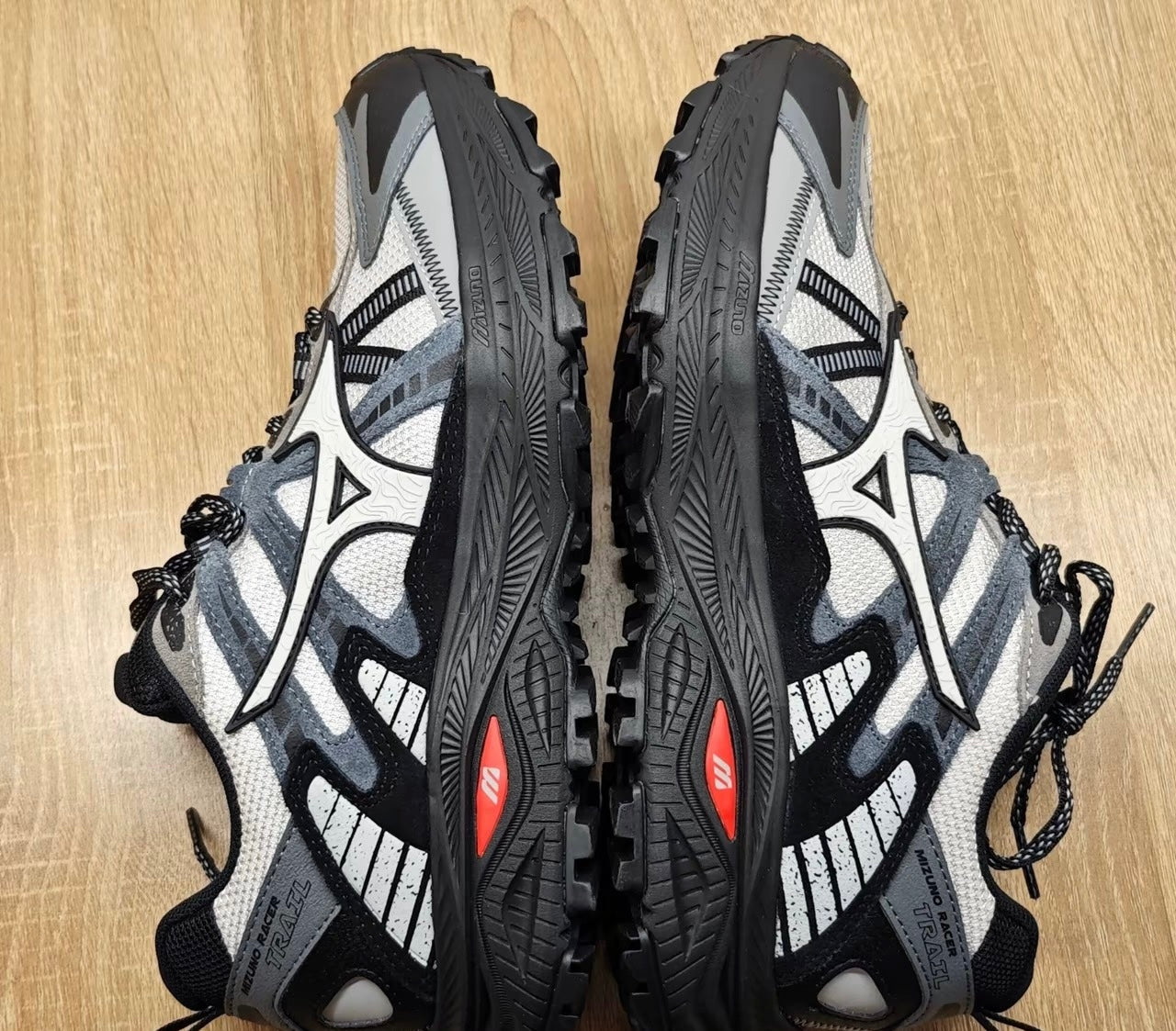 Mizuno Racer Trail 灰黑 (D1GH223804)