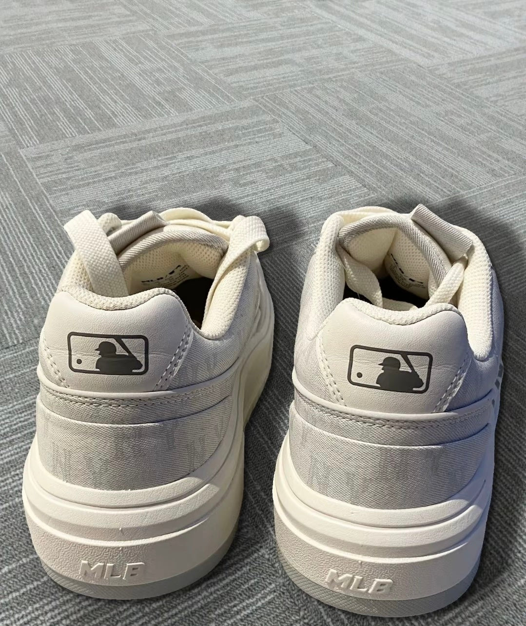 MLB Chunky Liner 24SS 灰色 (3ASXCLD4N-50GRS)