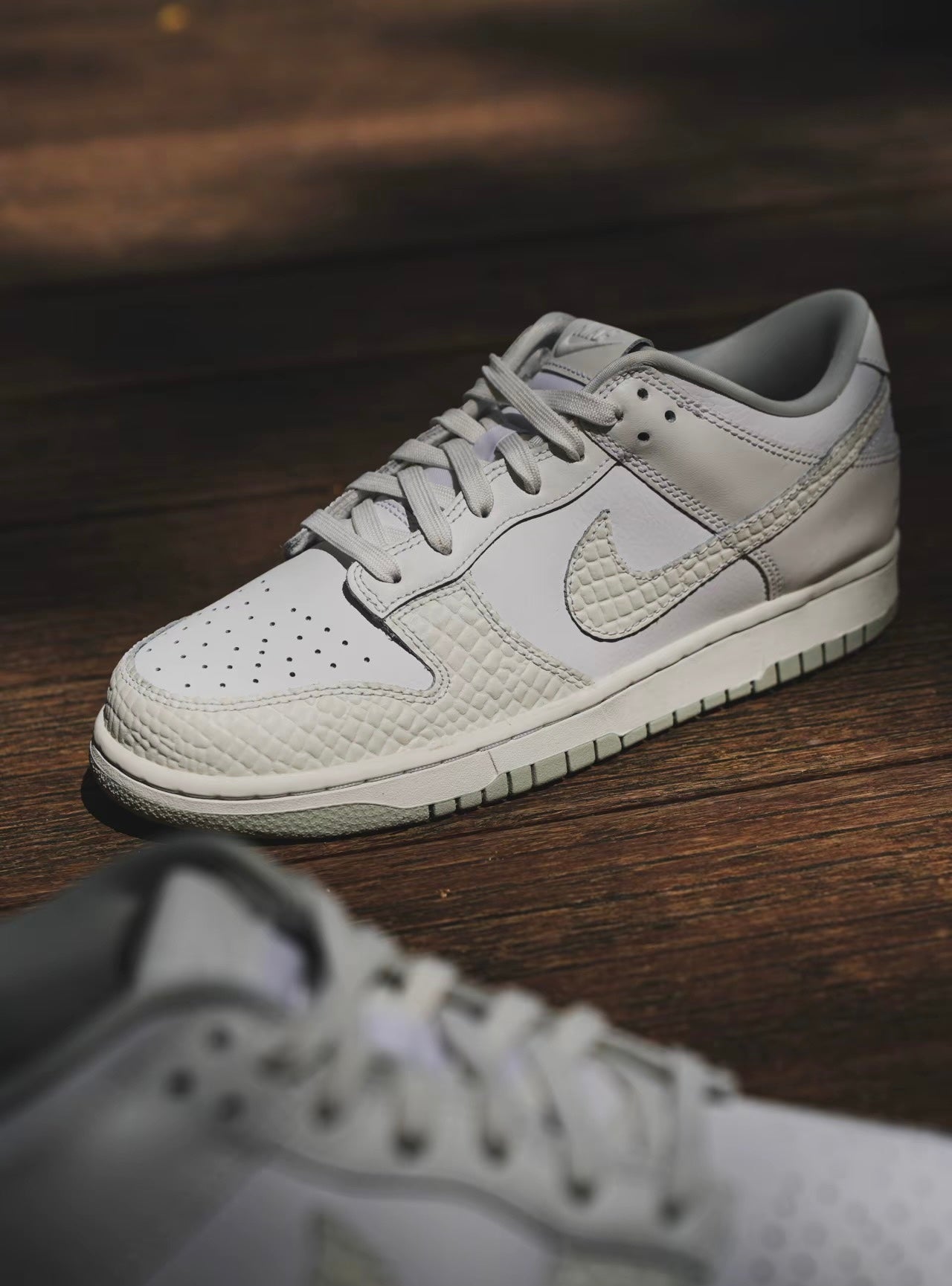 Nike Dunk Low 蚊紋灰白 (IB2262-100)