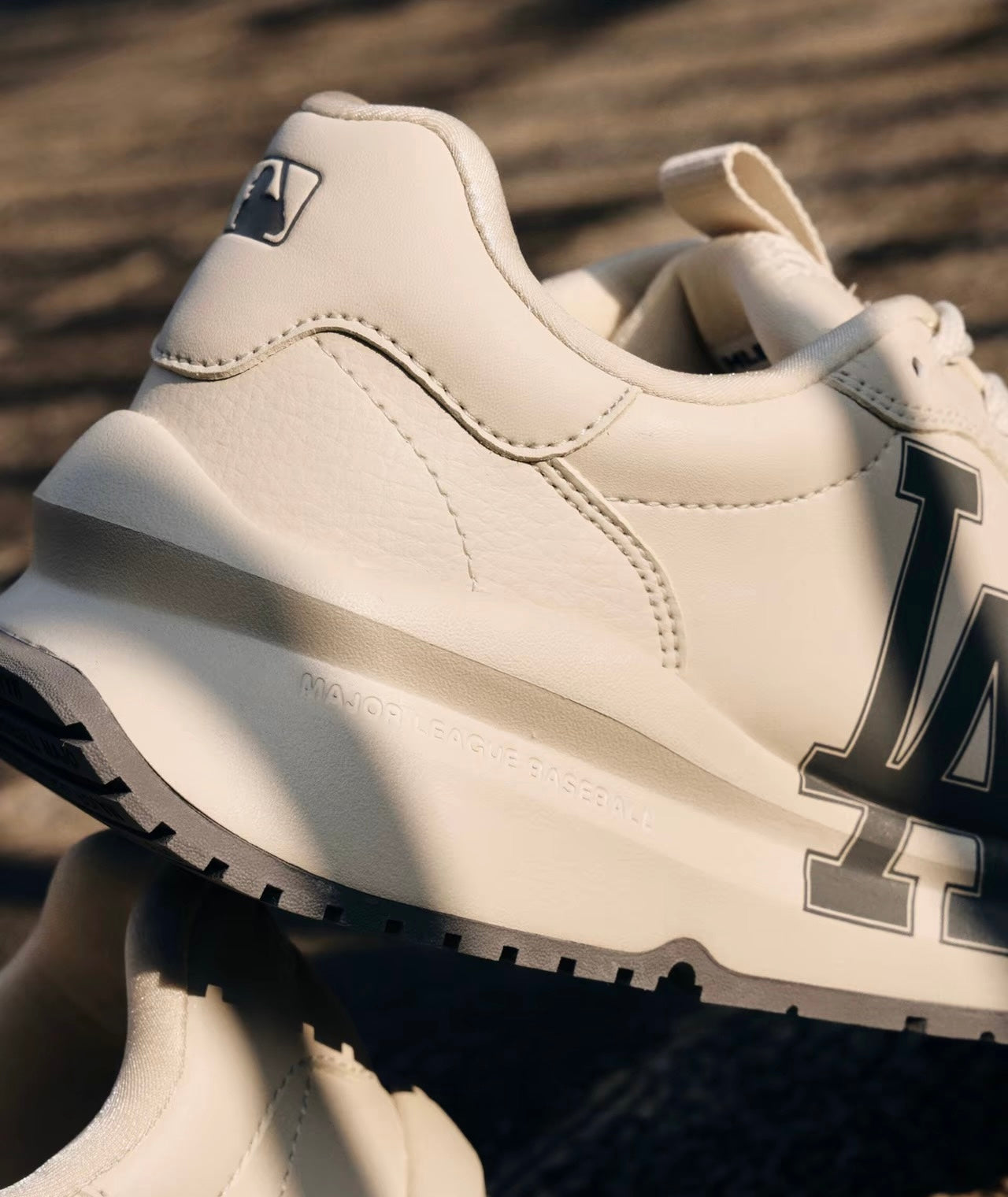 MLB Chunky Runner Basic 米灰 (3ASHCRB3N-07IVS)