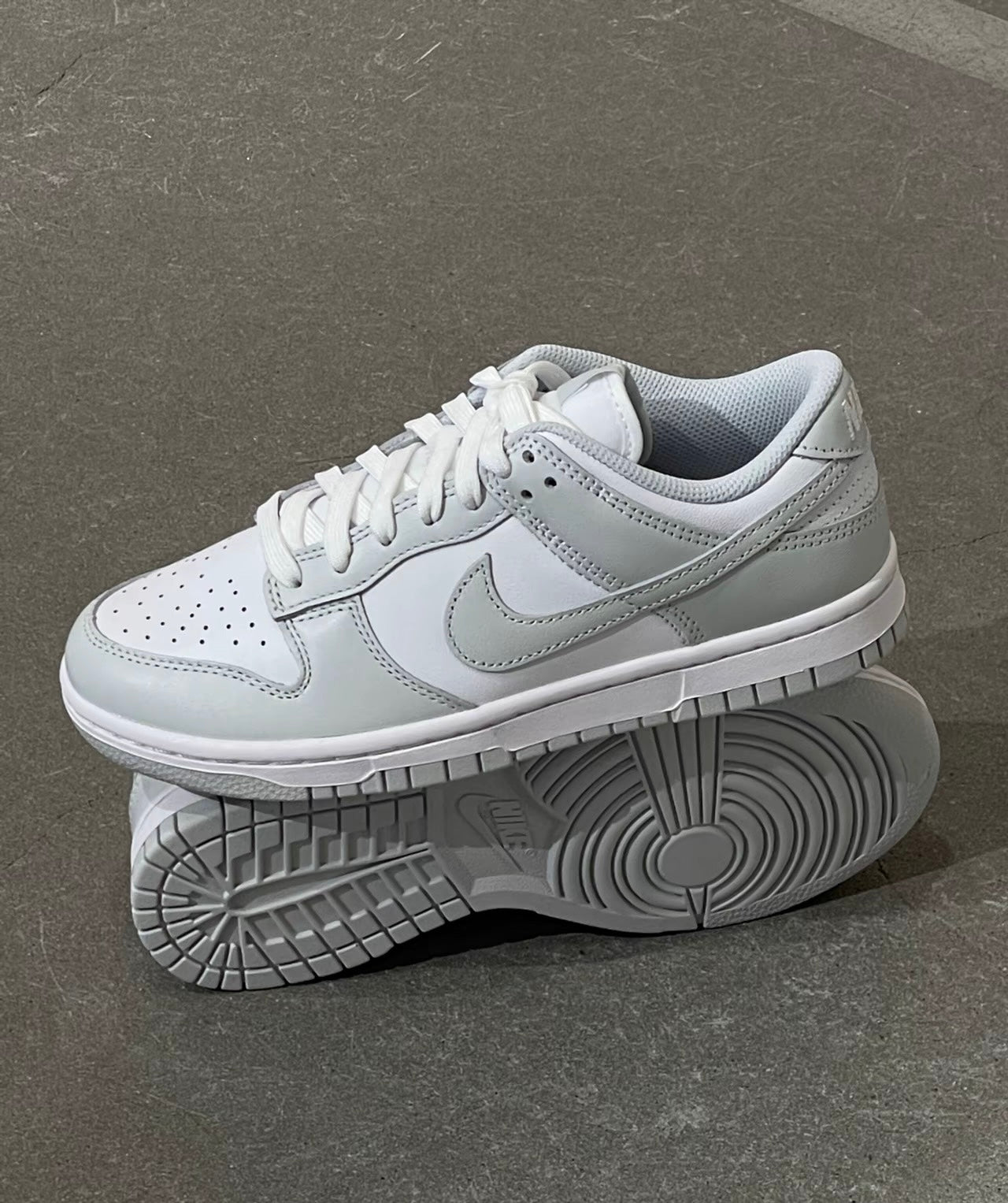 [限時秒殺] 只有一對,40碼！Nike Dunk Low Photon Dust (DD1503-103)