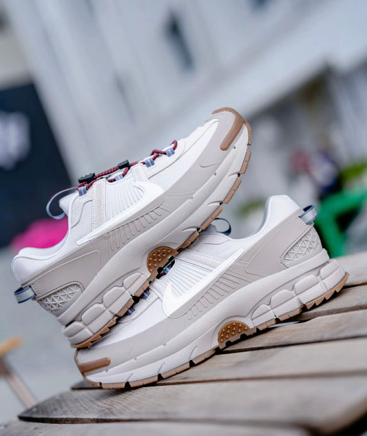 (秋季優惠) Nike Zoom Vomero Roam 米白 (HV4294-009)