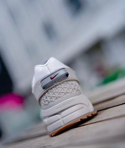 (秋季優惠) Nike Zoom Vomero Roam 米白 (HV4294-009)