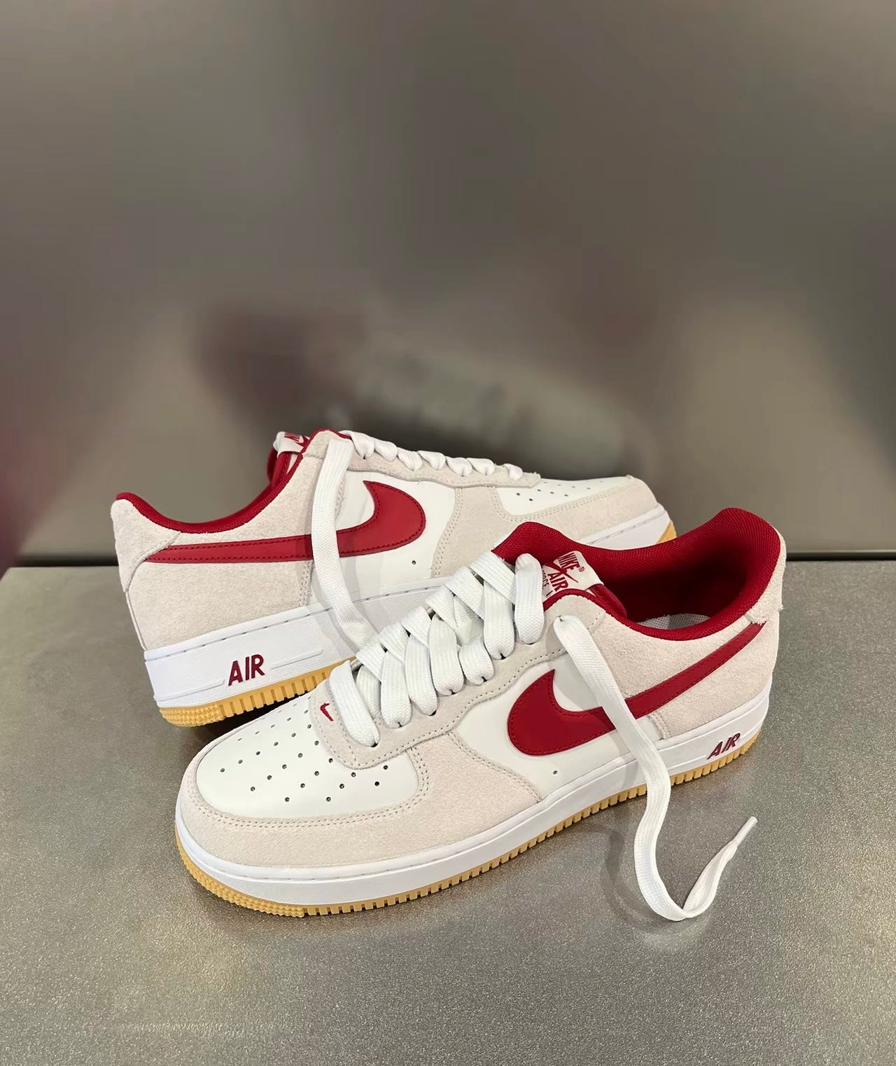 Nike Air Force 麂皮灰紅 (IB6388-101)