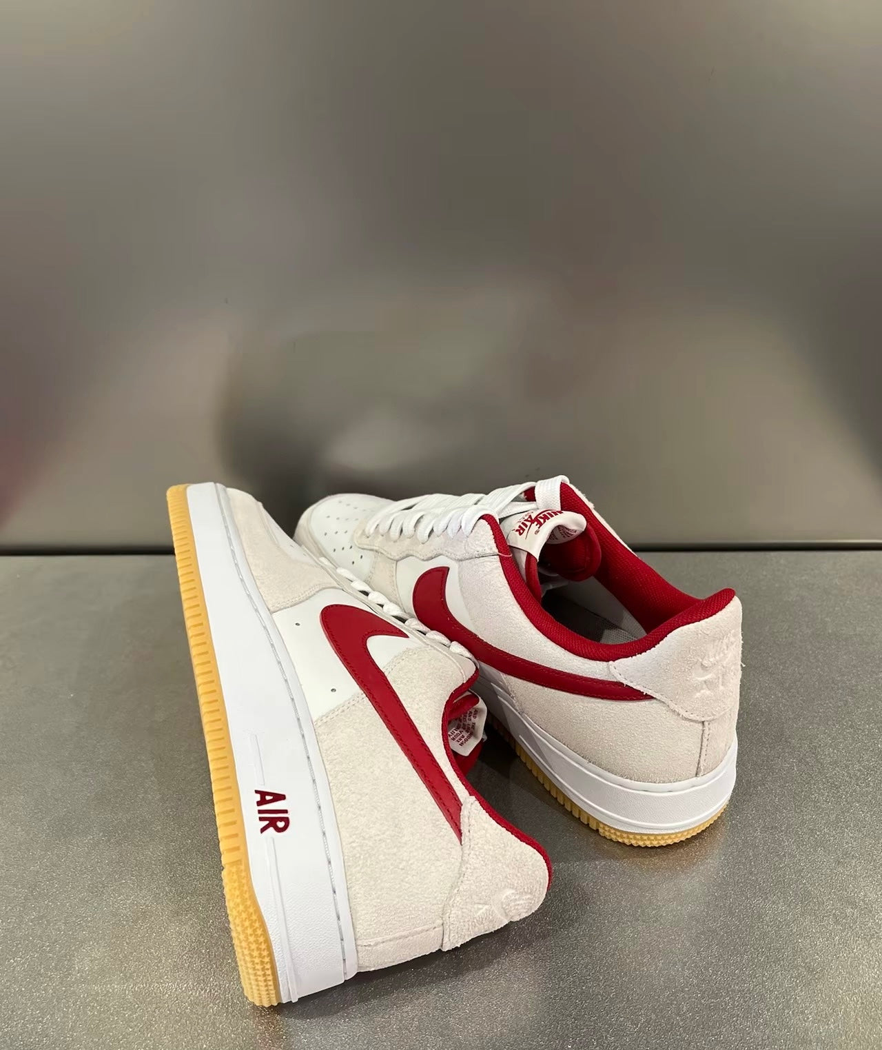 Nike Air Force 麂皮灰紅 (IB6388-101)