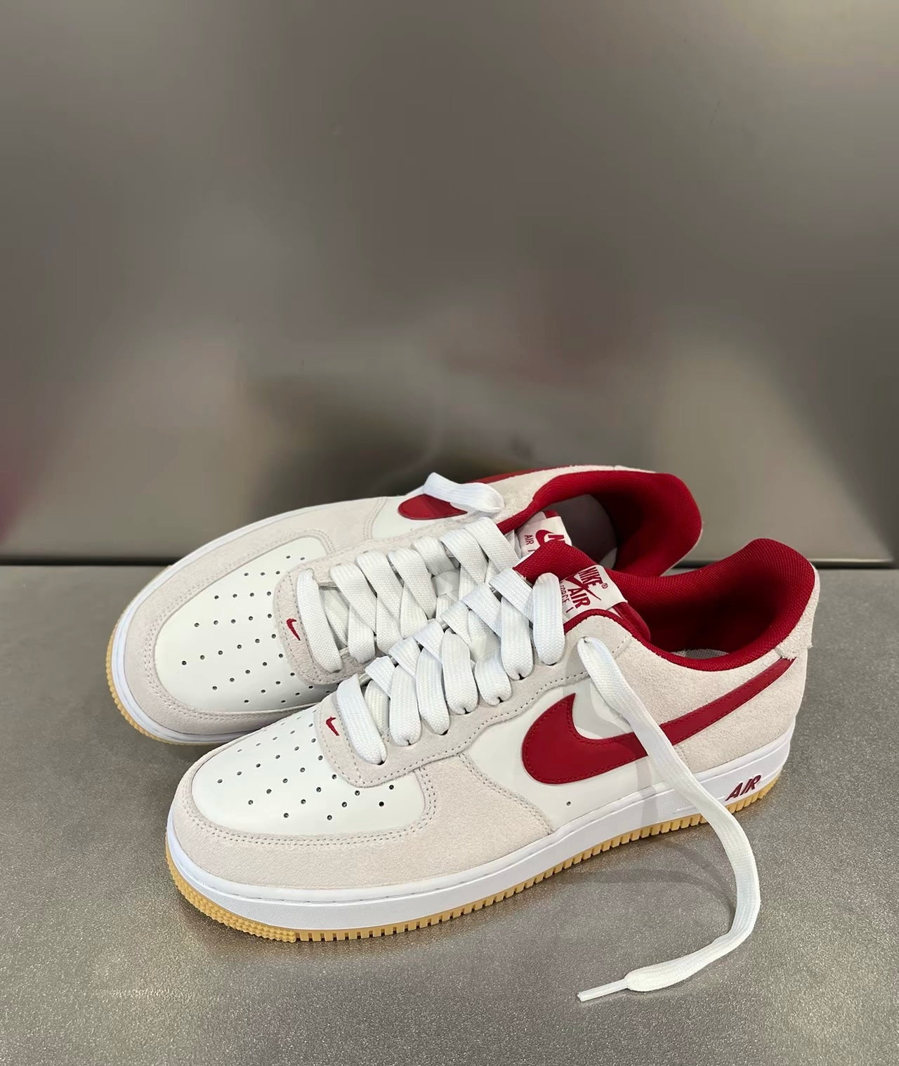 Nike Air Force 麂皮灰紅 (IB6388-101)