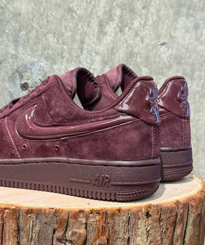 Nike Air Force 酒紅 (HV4406-600)