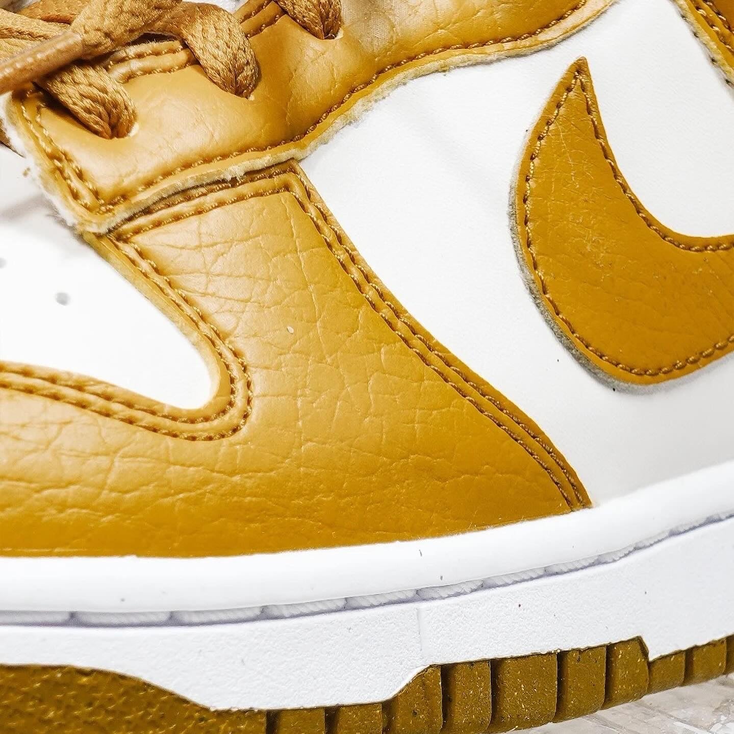 Nike Dunk Low Next Nature Curry (DN1431-001)