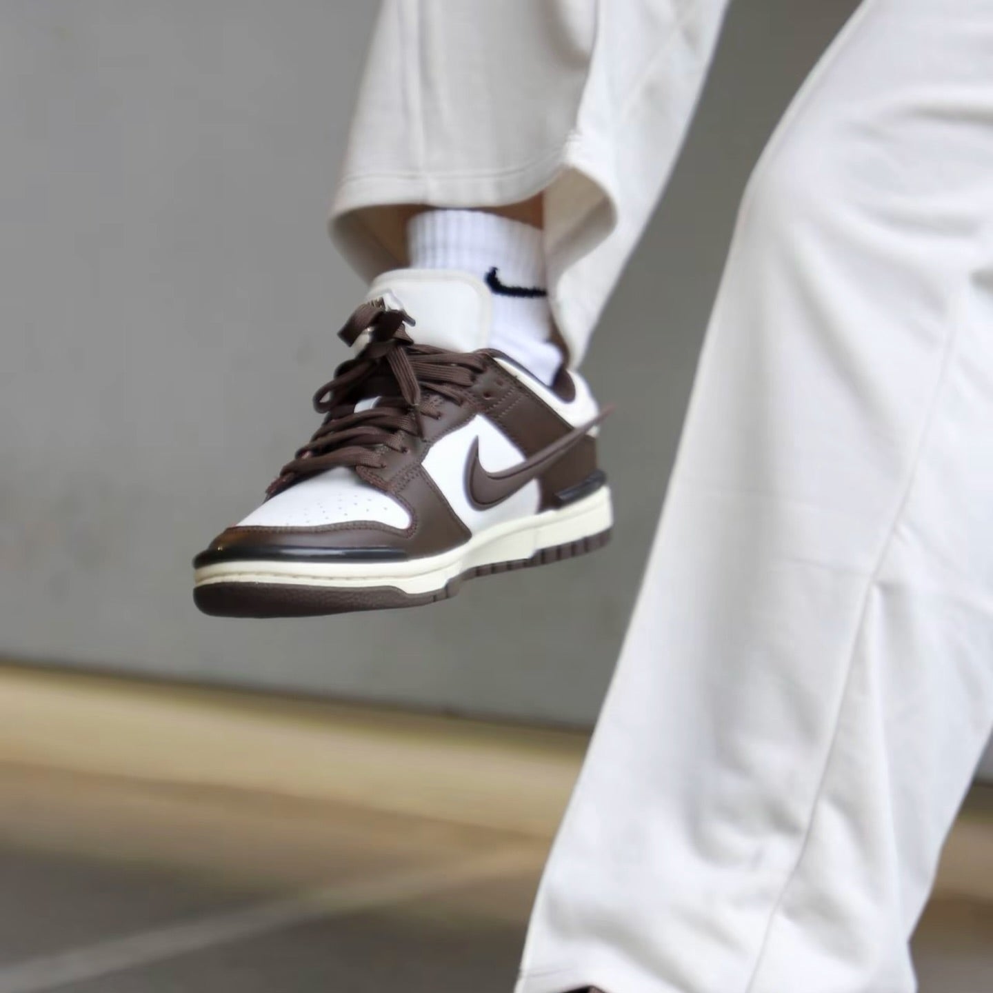 NIKE DUNK LOW TWIST BAROQUE BROWN (DZ2794-003)